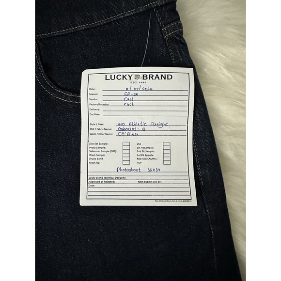 Lucky Brand Cole Hauser Made in USA Athletic Straight Men's Jeans W38 L32 Rinse - Picture 2 of 16